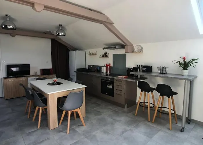 Meublé Classé 2 étoiles Confort Appartamento Lagor